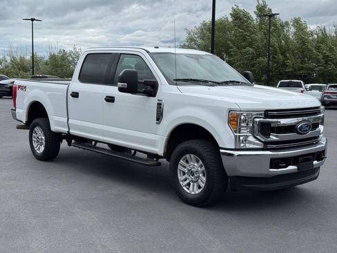 Used 2019 Ford F250 XLT w/ FX4 Off-Road Package AWD/4WD image 11