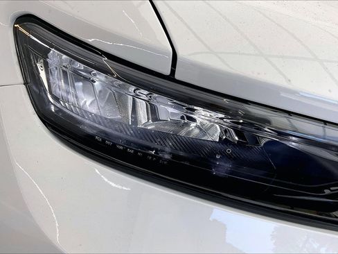 New 2025 Jeep Grand Cherokee L Limited image 15