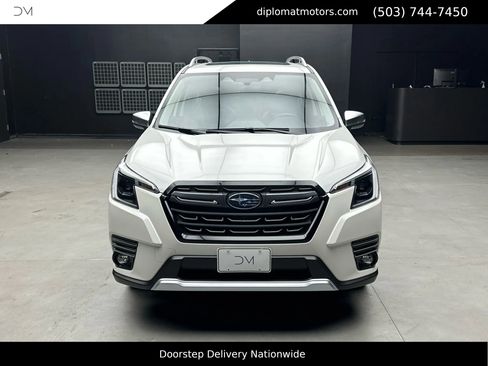 Used 2024 Subaru Forester Touring image 11