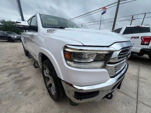 Used 2020 RAM 1500 Laramie AWD/4WD image 3