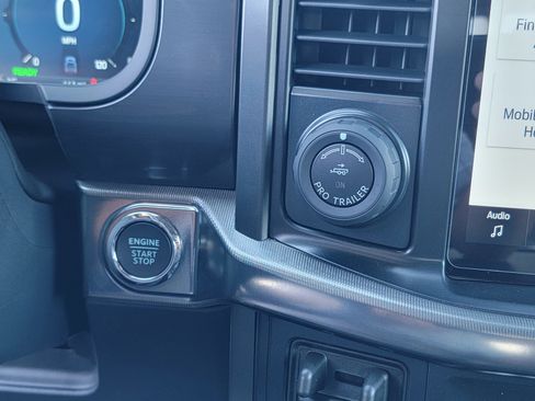 New 2025 Ford F150 Lariat w/ Equipment Group 501A Mid image 23