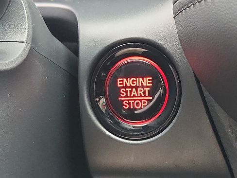 New 2027 Honda HR-V LX image 15