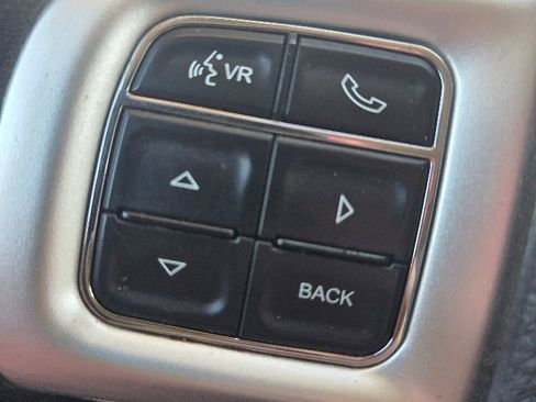 Used 2018 Dodge Journey GT image 18