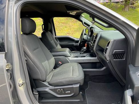 Used 2018 Ford F150 XLT w/ Equipment Group 302A Luxury AWD/4WD image 36
