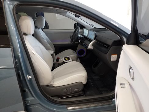Certified 2024 Hyundai Ioniq 5 Limited RWD image 16