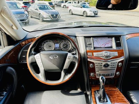 Used 2019 INFINITI QX80 Luxe image 5
