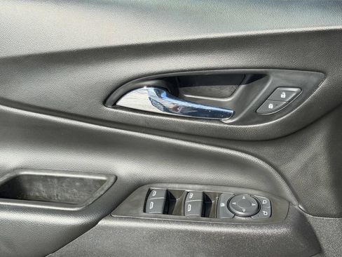 Used 2021 Chevrolet Equinox LT AWD/4WD image 11