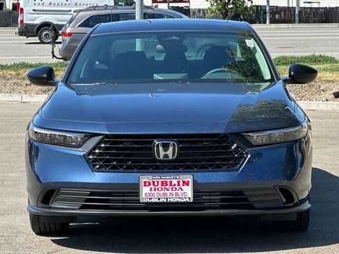 New 2025 Honda Accord SE image 9