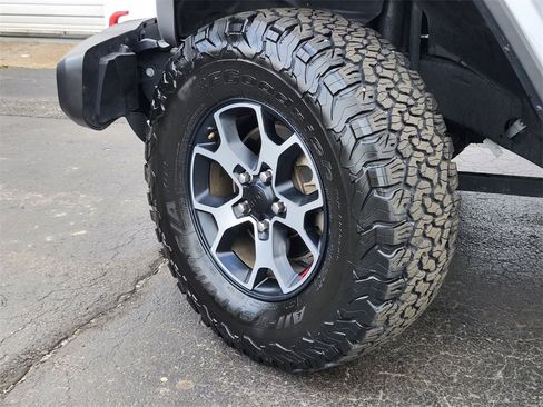 Used 2021 Jeep Wrangler Unlimited Rubicon image 31