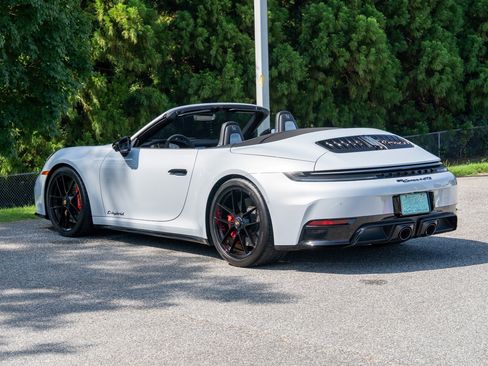 Certified 2025 Porsche 911 Carrera 4 GTS AWD/4WD image 3