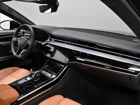 Used 2022 Audi S8 image 35