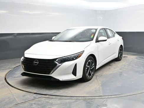 Used 2024 Nissan Sentra SV image 5