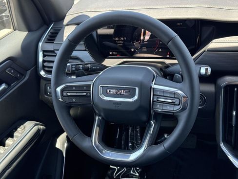 New 2026 GMC Acadia Elevation FWD image 8