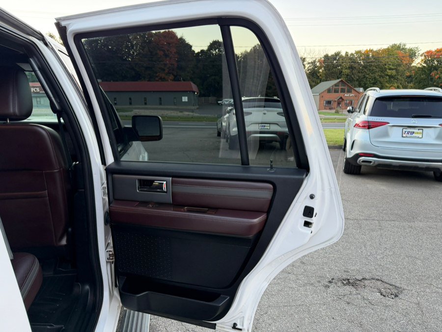 Used 2016 Ford Expedition Platinum AWD/4WD image 21