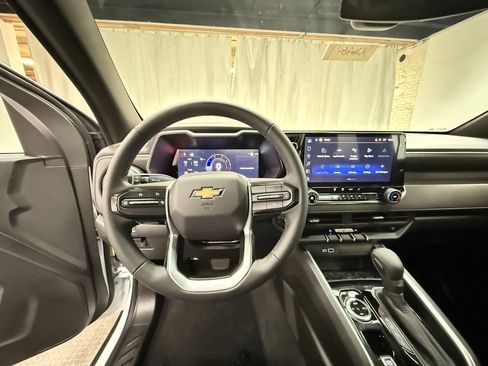 New 2026 Chevrolet Colorado W/T image 27