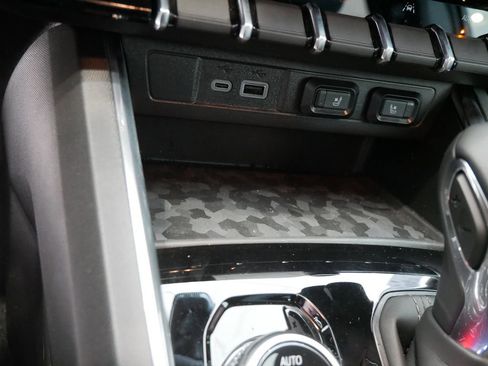 New 2026 GMC Canyon Elevation w/ Convenience Package image 26