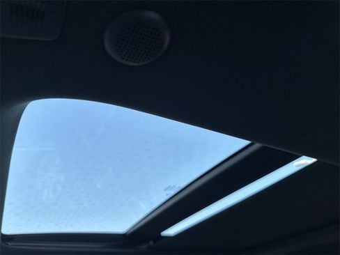 Used 2020 Jeep Grand Cherokee Limited w/ Luxury Group II image 20