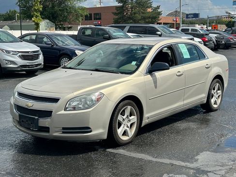 Used 2009 Chevrolet Malibu LS FWD image 9