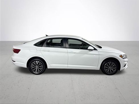 Certified 2021 Volkswagen Jetta S image 6