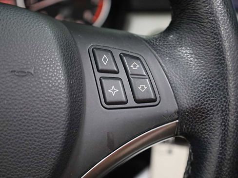 Used 2007 BMW 335i Convertible image 24