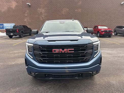 Used 2024 GMC Sierra 1500 Elevation image 4