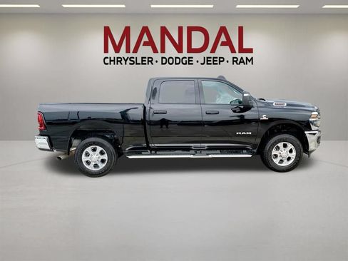 Used 2026 RAM 2500 Big Horn AWD/4WD image 4