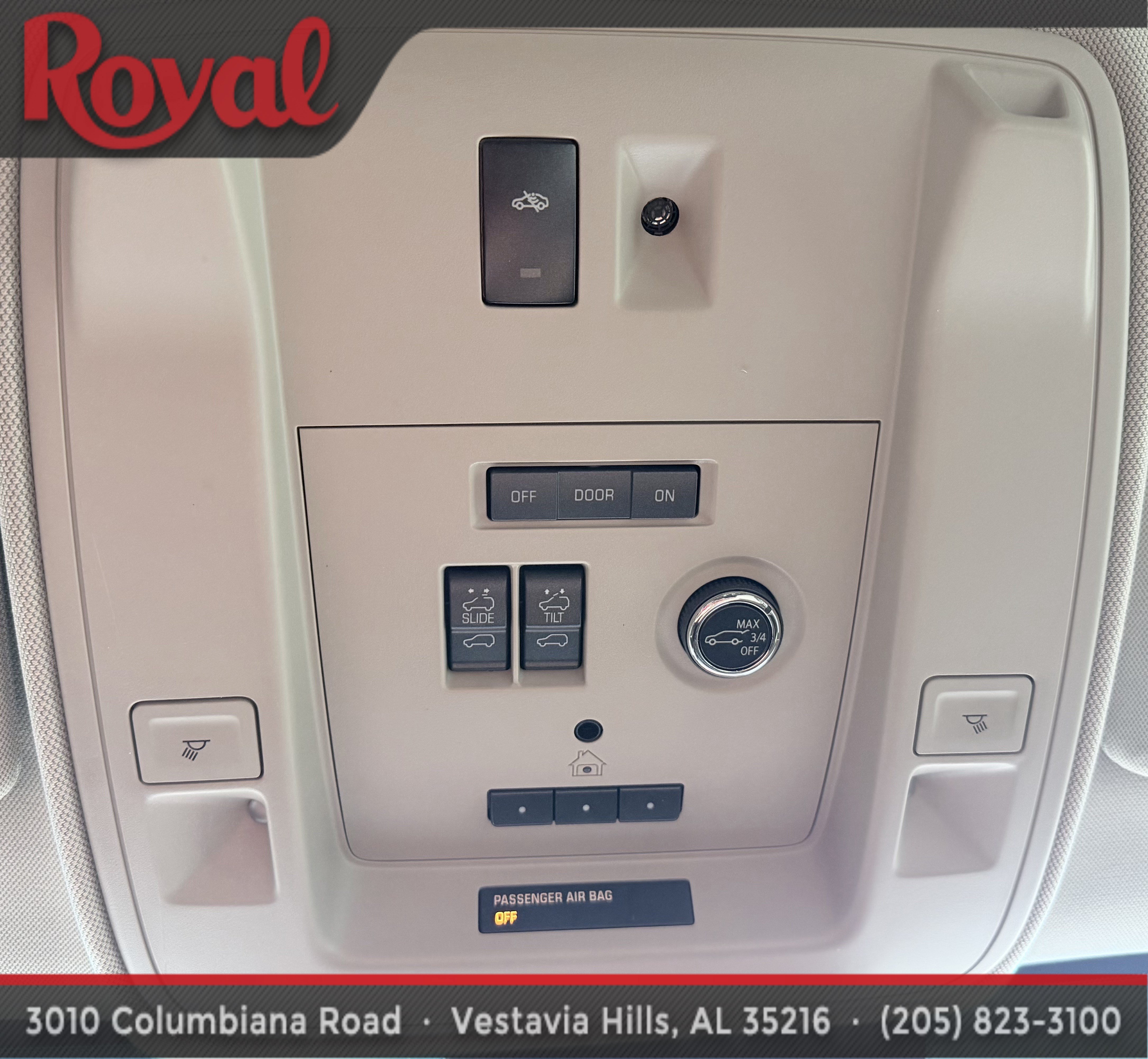 Used 2020 GMC Yukon Denali w/ Denali Ultimate Package AWD/4WD image 29