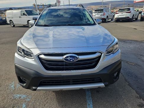 Used 2022 Subaru Outback Limited image 8