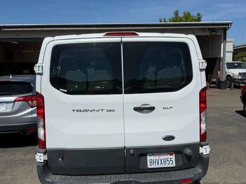 Used 2017 Ford Transit 350 XLT RWD image 5
