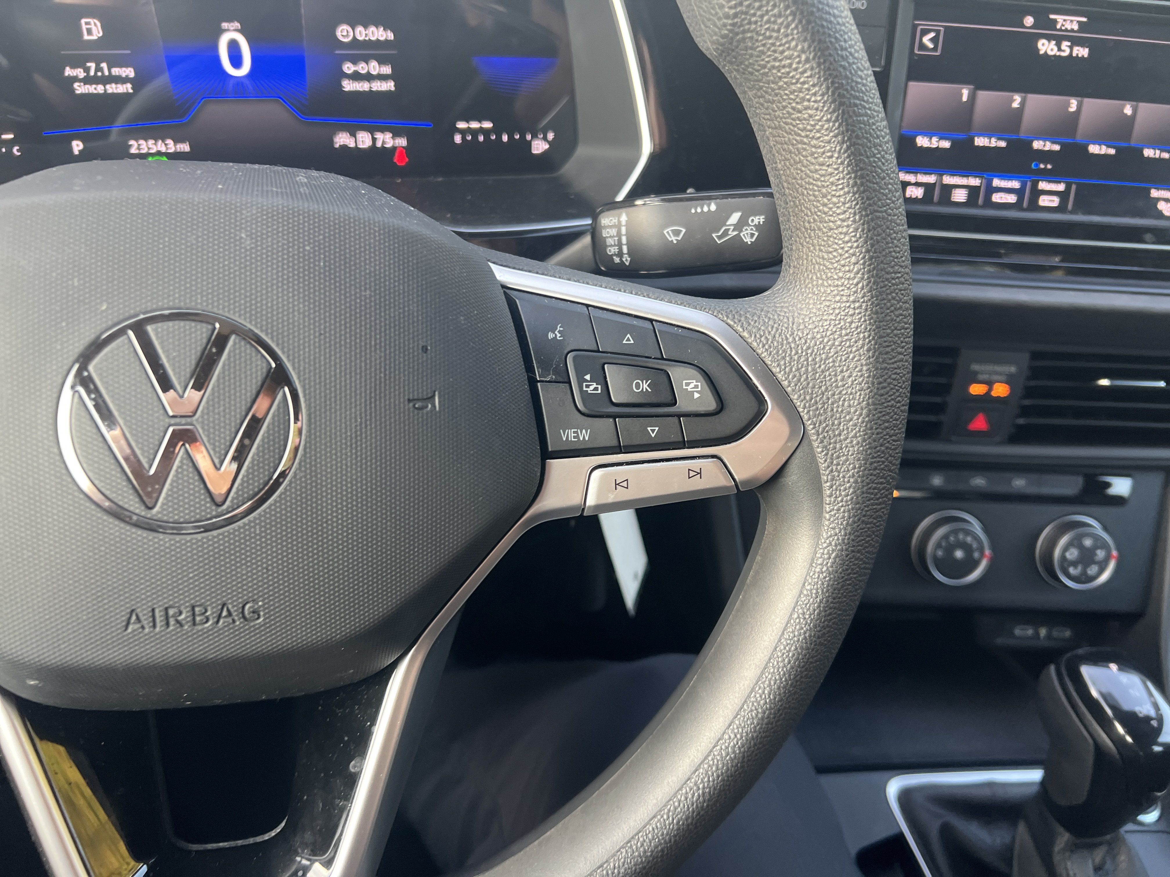 Used 2023 Volkswagen Jetta Sport FWD image 17