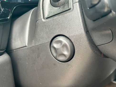 Used 2023 Chevrolet Silverado 1500 High Country w/ High Country Premium Package AWD/4WD image 27