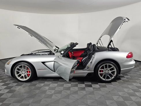 Used 2005 Dodge Viper SRT-10 w/ Mamba Edition Group image 16