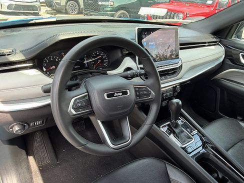Used 2024 Jeep Compass Limited AWD/4WD image 24