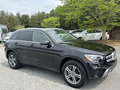 Certified 2022 Mercedes-Benz GLC 300 4MATIC w/ Multimedia Package Lite image 2