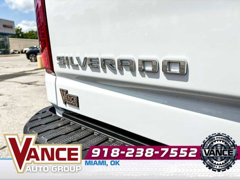 Used 2025 Chevrolet Silverado 2500 LT w/ Leather Package image 13