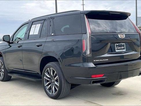 Used 2024 Cadillac Escalade Sport image 15