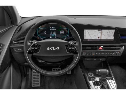 Used 2023 Kia Niro EX Touring FWD image 10