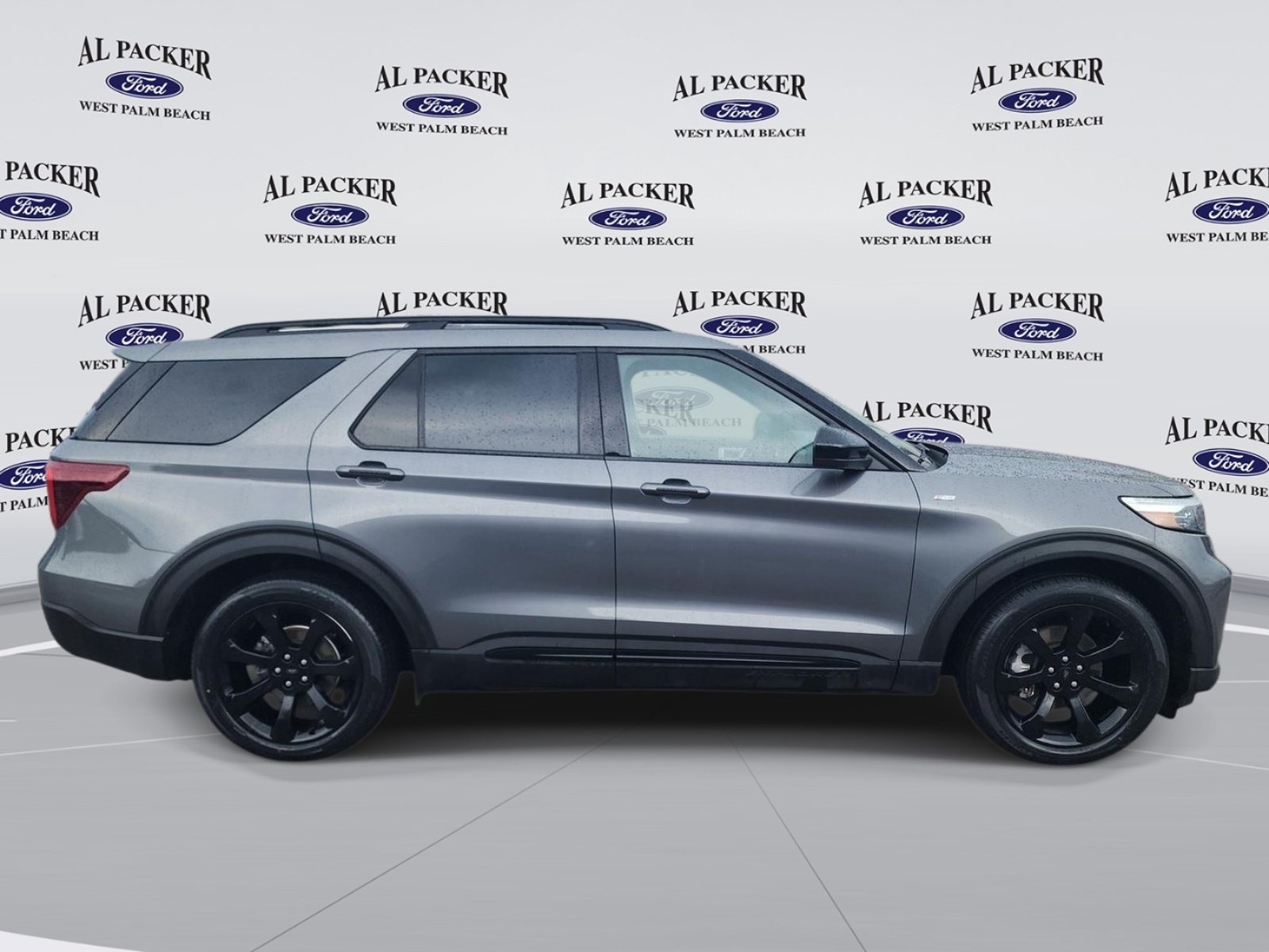 Certified 2023 Ford Explorer ST-Line w/ Class IV Trailer Tow Package RWD image 7