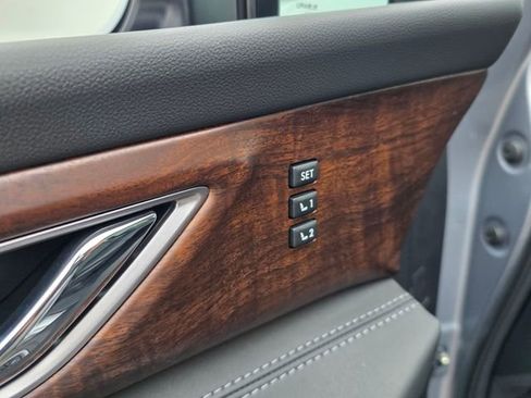 New 2025 Subaru Ascent Touring w/ Popular Package #2 image 25