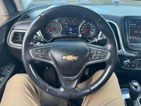 Used 2020 Chevrolet Equinox LT FWD image 20