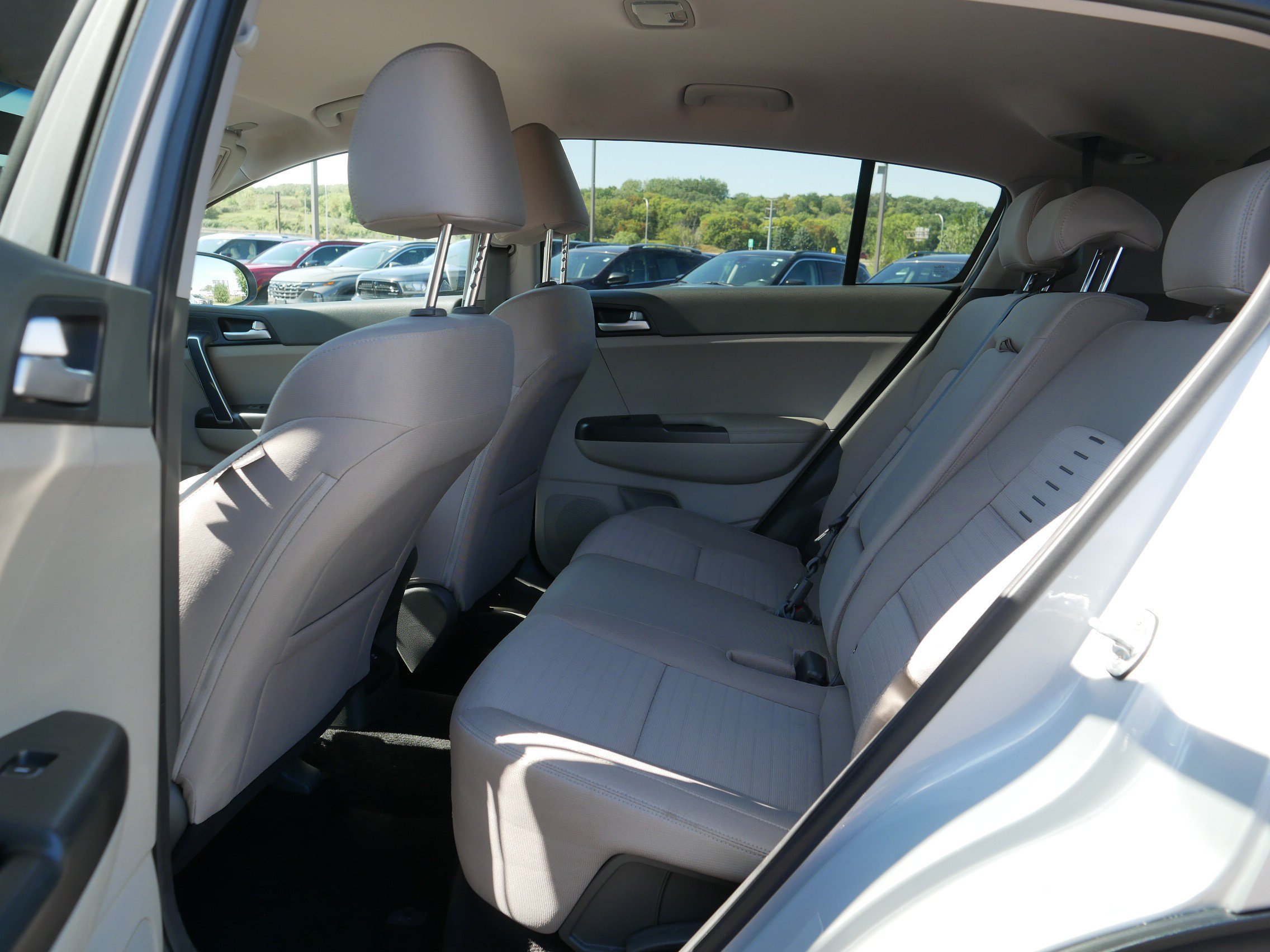 Used 2018 Kia Sportage LX AWD/4WD image 16