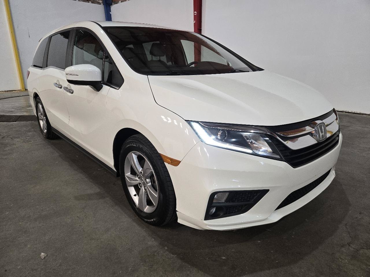 Used 2018 Honda Odyssey EX-L image 1
