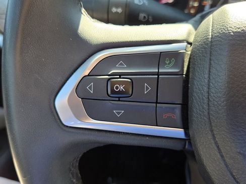 Used 2024 Jeep Compass Latitude image 26