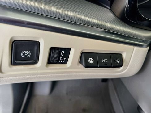Used 2025 Cadillac XT5 Premium Luxury w/ Technology Package FWD image 10