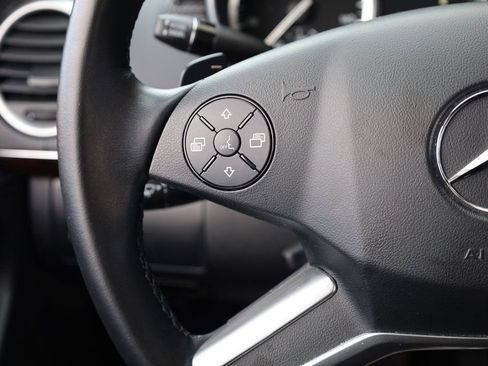 Used 2012 Mercedes-Benz GL 450 4MATIC image 29