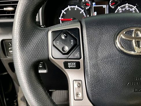 Used 2022 Toyota 4Runner SR5 image 18
