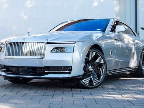 Used 2024 Rolls-Royce Spectre w/ Spectre Launch Package AWD/4WD image 58