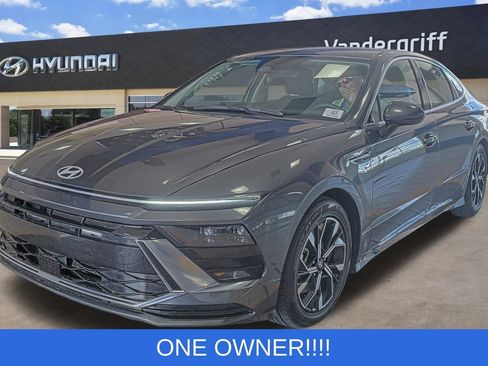 Used 2025 Hyundai Sonata SEL FWD image 1