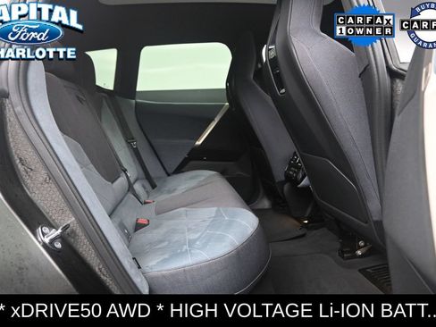 Used 2023 BMW iX xDrive50 w/ Sport Package AWD/4WD image 11