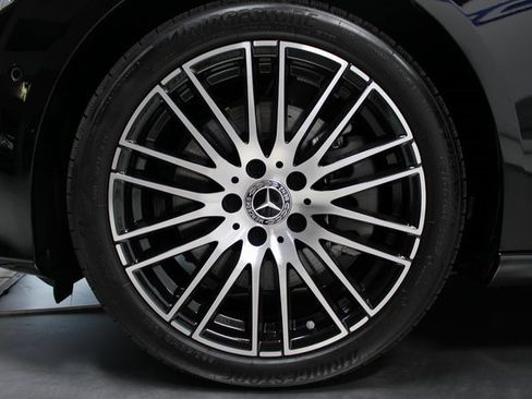 Used 2024 Mercedes-Benz C 300 Sedan image 30